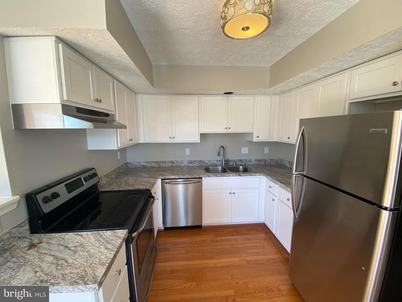 3 Brantwood Ct - Photo 2 of 21