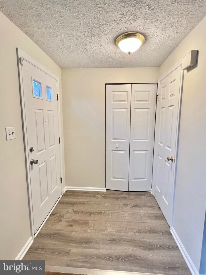 10129 Shelldrake Cir - Photo 6 of 39