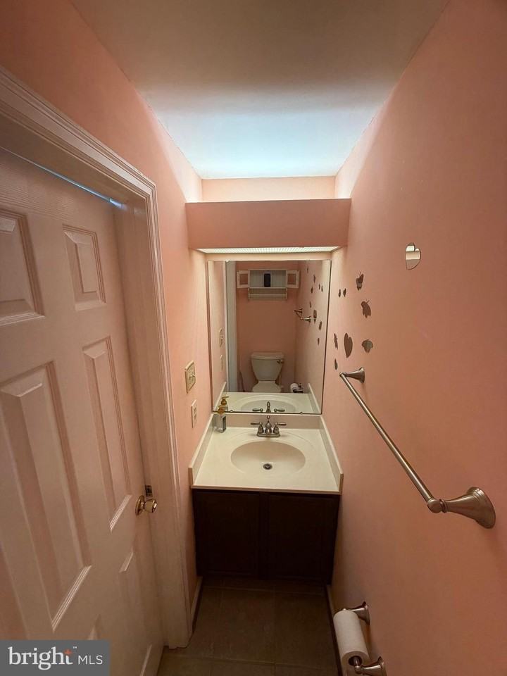 302 Twisted Stalk Dr - Photo 6 of 17