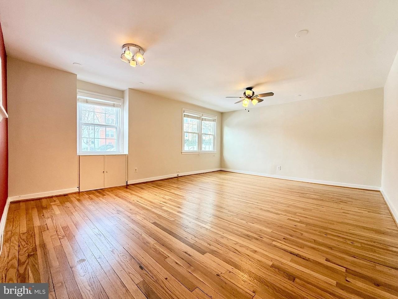 2205 Washington Ave Apt 101 #101 - Photo 4 of 13