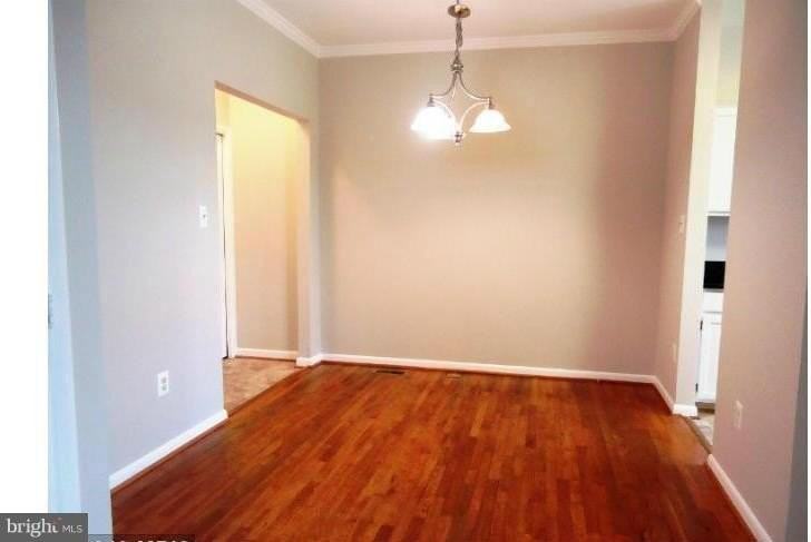 10225 Cove Ledge Ct - Photo 5 of 24