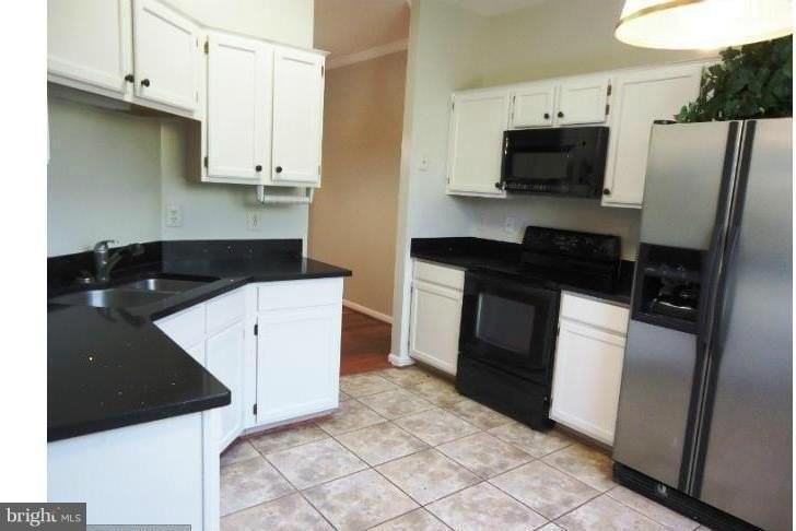 10225 Cove Ledge Ct - Photo 6 of 24