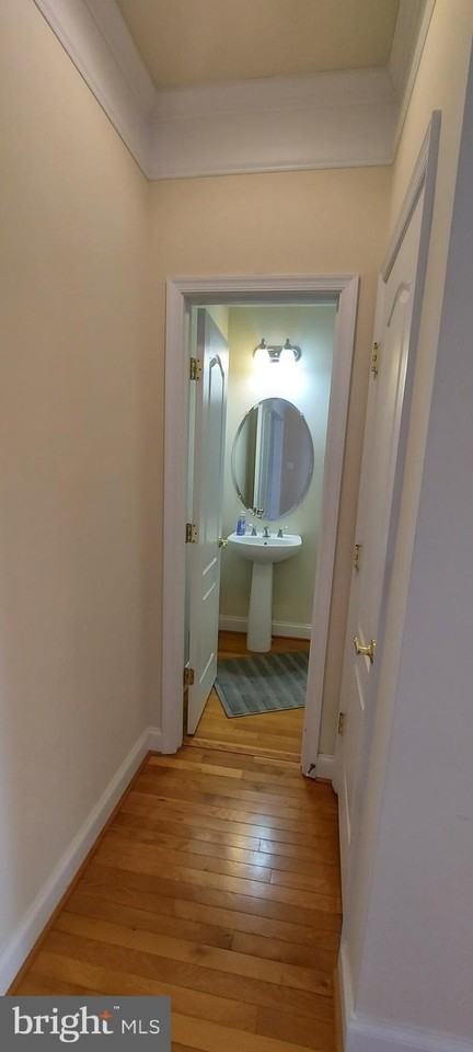 11808 Regents Park Dr - Photo 7 of 34