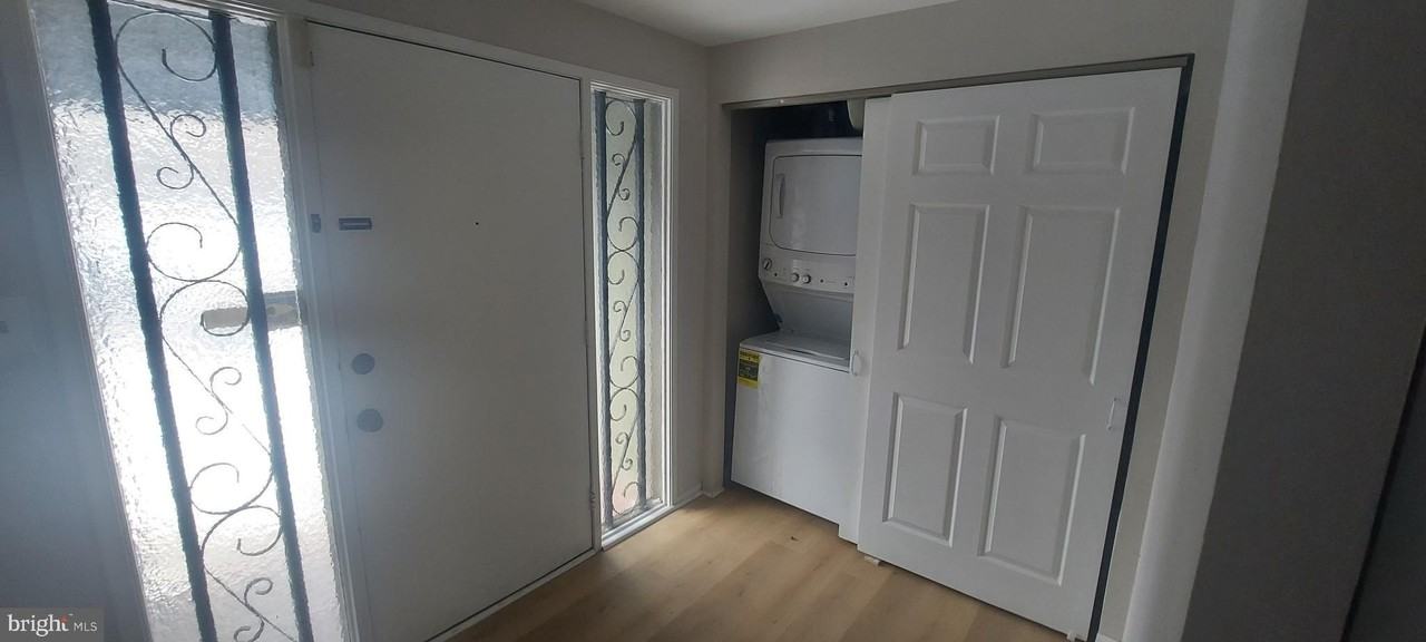 9505 Fern Hollow Way - Photo 6 of 26