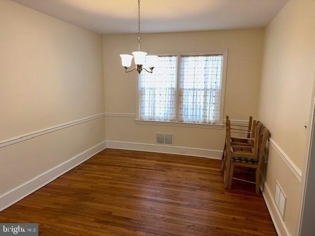 615 N Washington St - Photo 4 of 10