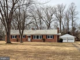 12492 Blades Rd - Photo 1 of 1