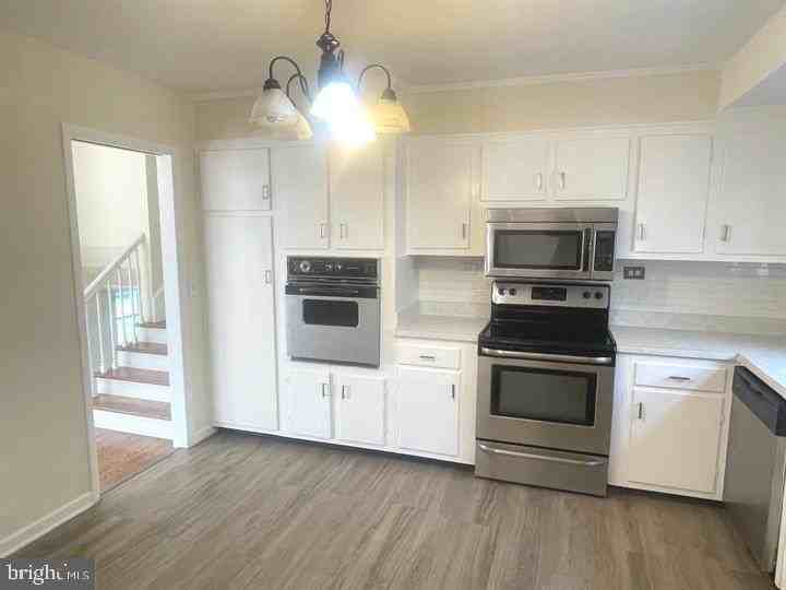 13008 Woodburn Dr - Photo 4 of 19