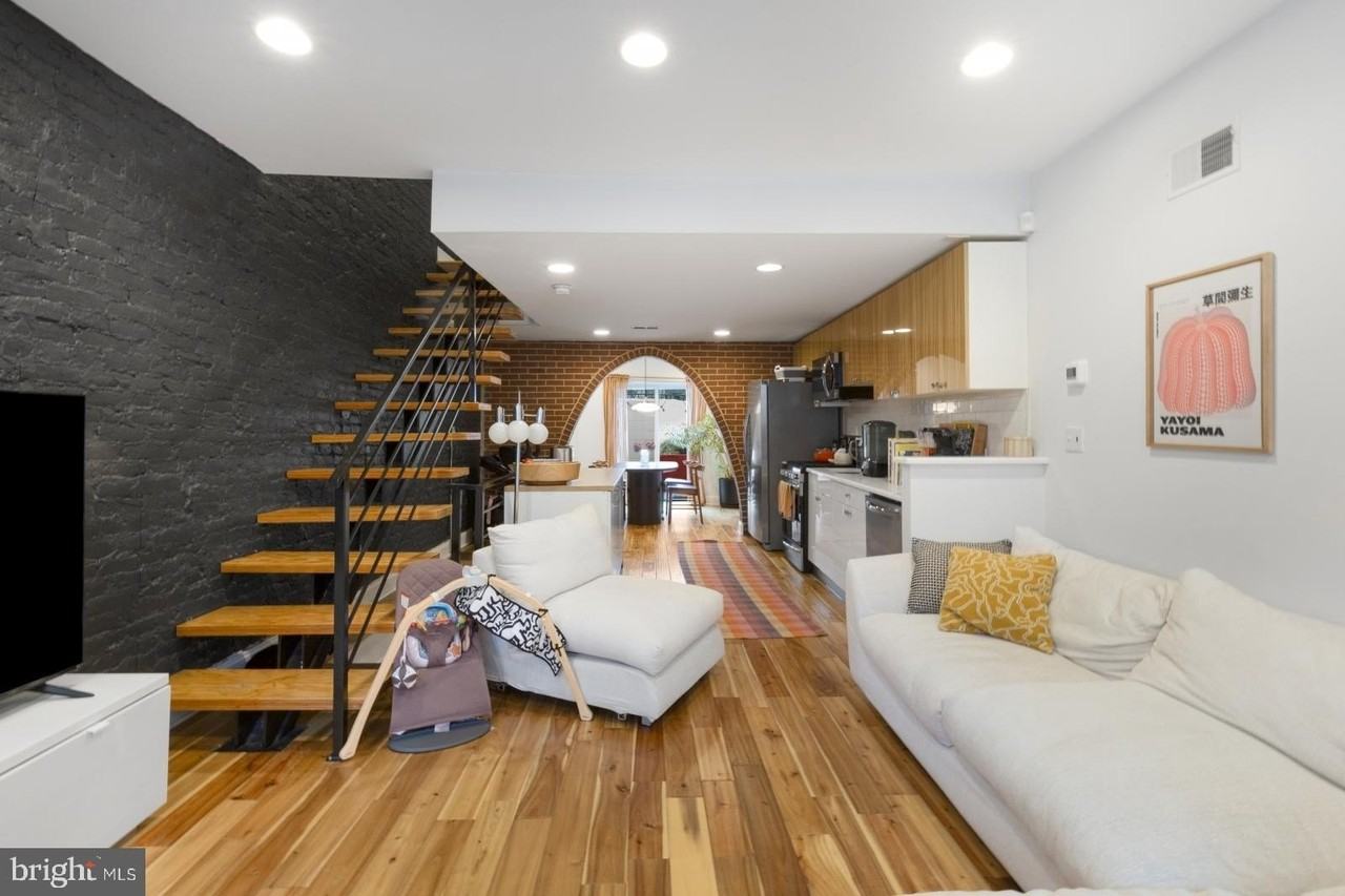 2322 Wilder St - Photo 3 of 29