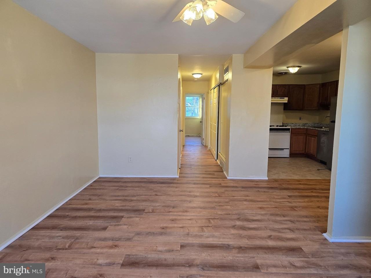 9428 Fairgreen Ln - Photo 2 of 15