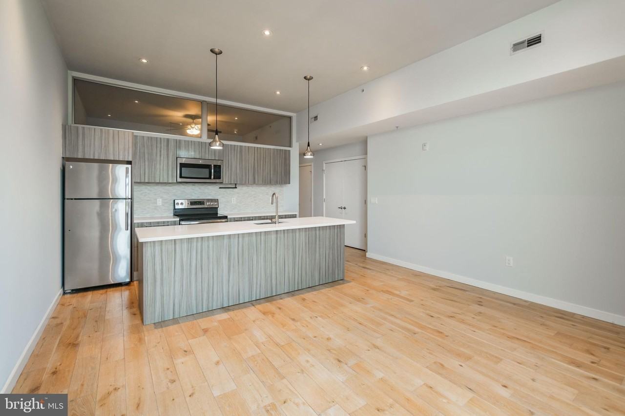 412 S 13th St Apt 304-26 #304 - Photo 3 of 22