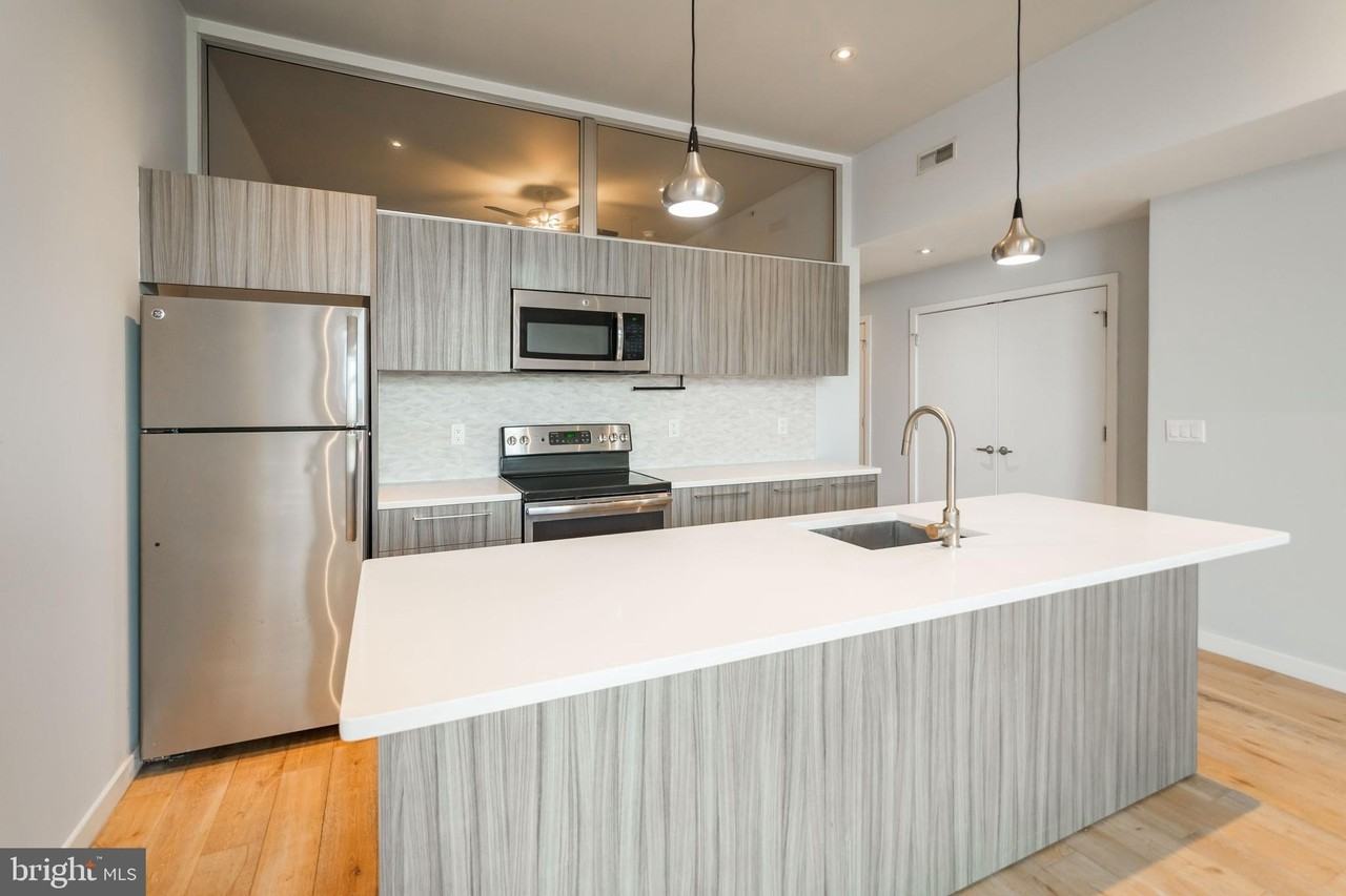 412 S 13th St Apt 304-26 #304 - Photo 4 of 22