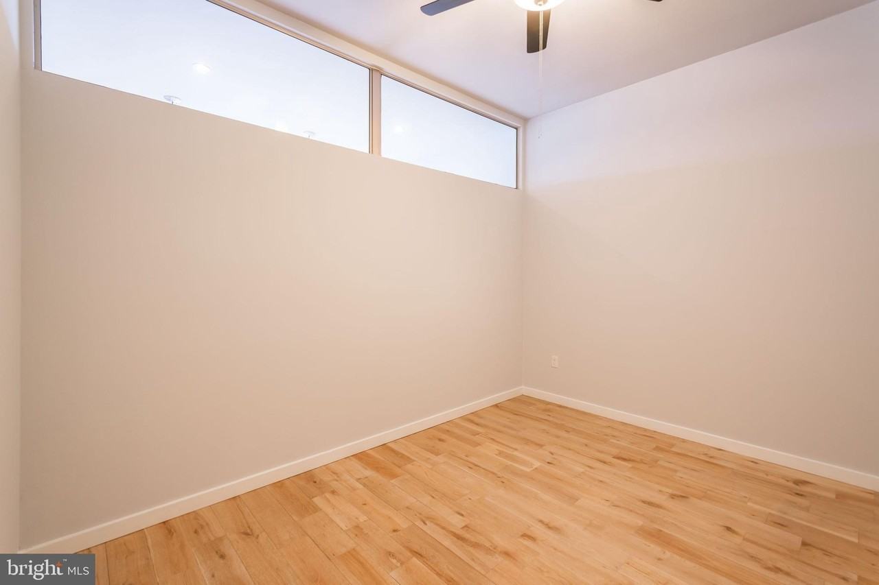 412 S 13th St Apt 304-26 #304 - Photo 5 of 22