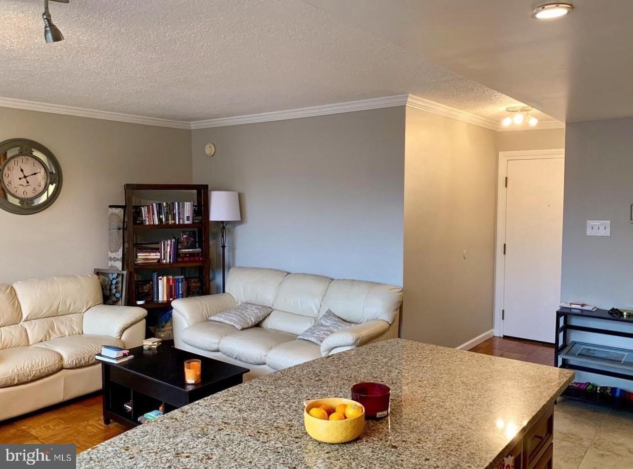 5353 Columbia Pike Apt 504 #504 - Photo 6 of 16