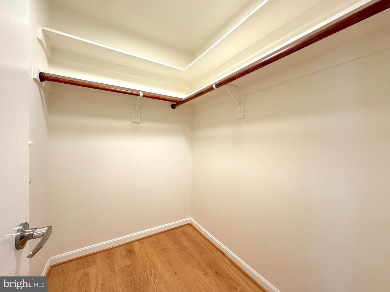 1020 N Stafford St Apt 306 #306 - Photo 7 of 24