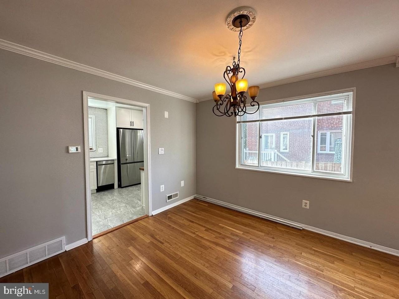 4116 Duke St - Photo 4 of 16