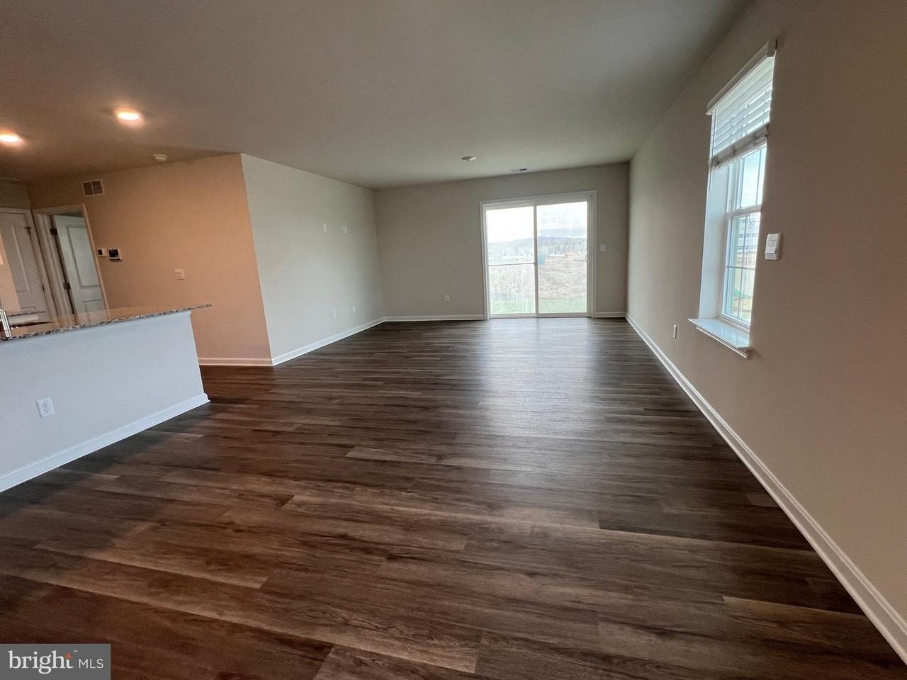 5207 Crooked Ln - Photo 3 of 16