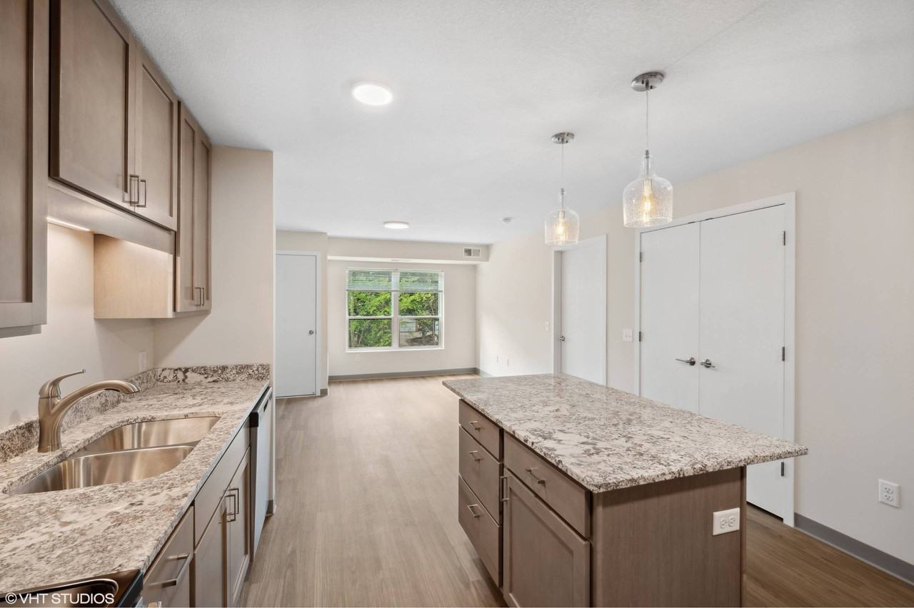 Ride Apartments - Photo 3 of 7