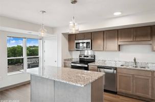 featured image of 2550 Rice St