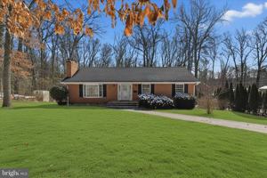 featured image of 3033 Sylvan Dr