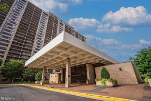 3705 S George Mason Dr Apt 604s #604S - Photo 1 of 1