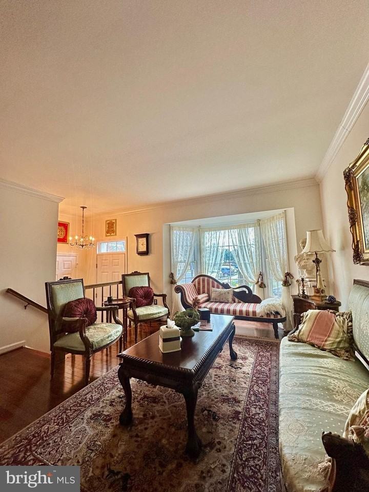 6046 Joust Ln - Photo 3 of 18