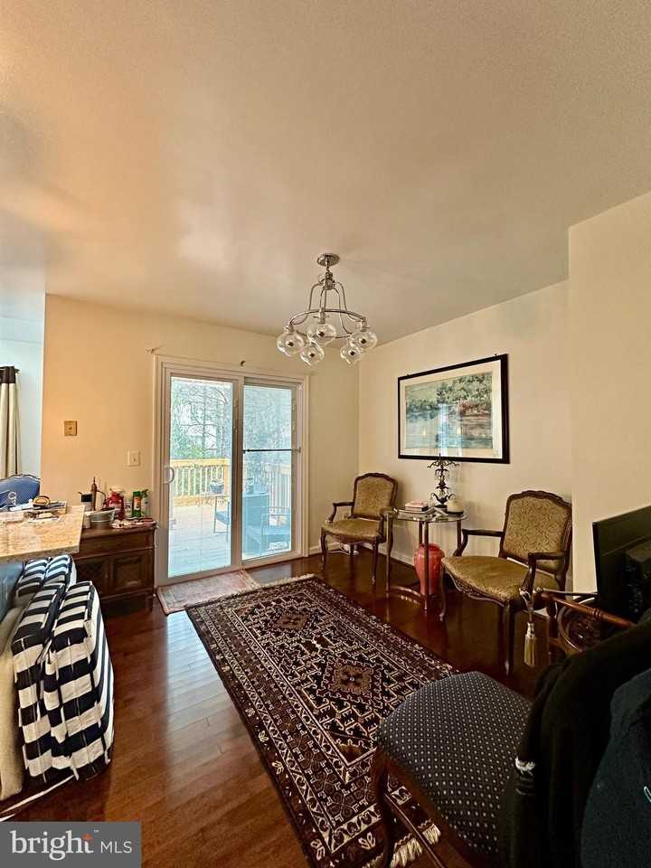 6046 Joust Ln - Photo 7 of 18