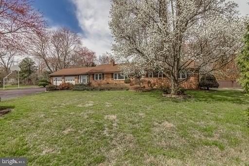 4902 Pole Rd - Photo 4 of 41