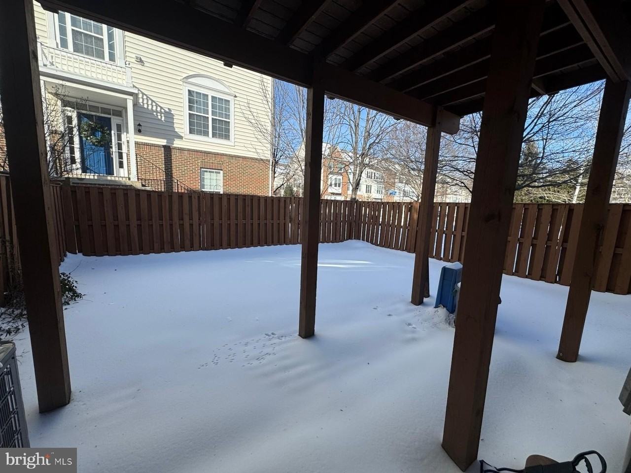 42474 Magellan Sq - Photo 5 of 31