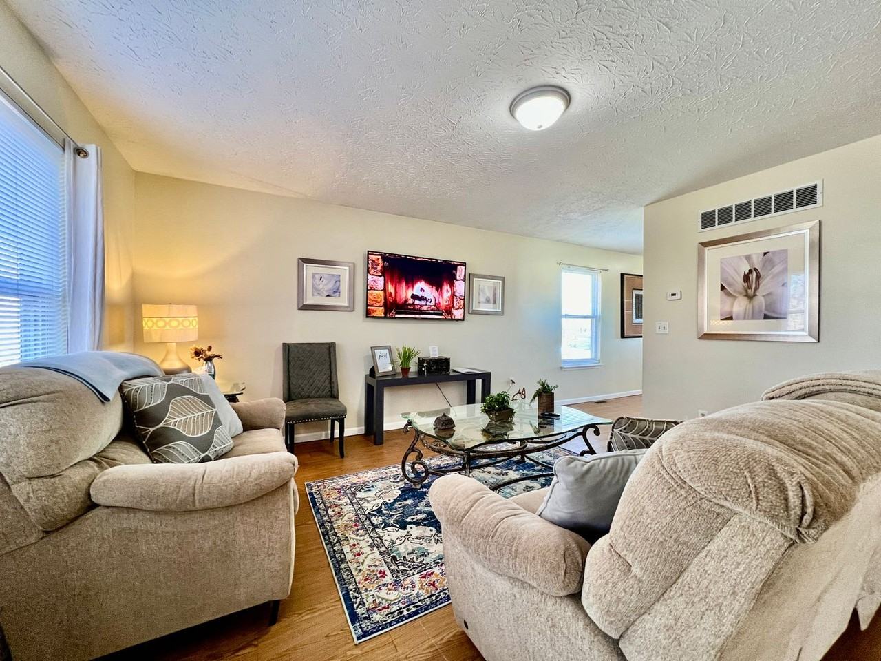 260 Overbrook Dr - Photo 5 of 19