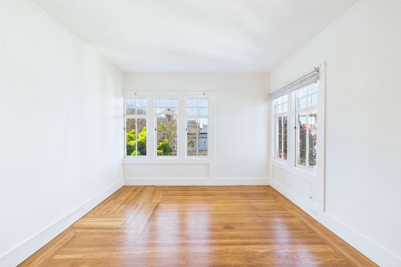 924 Clayton St - Photo 4 of 37