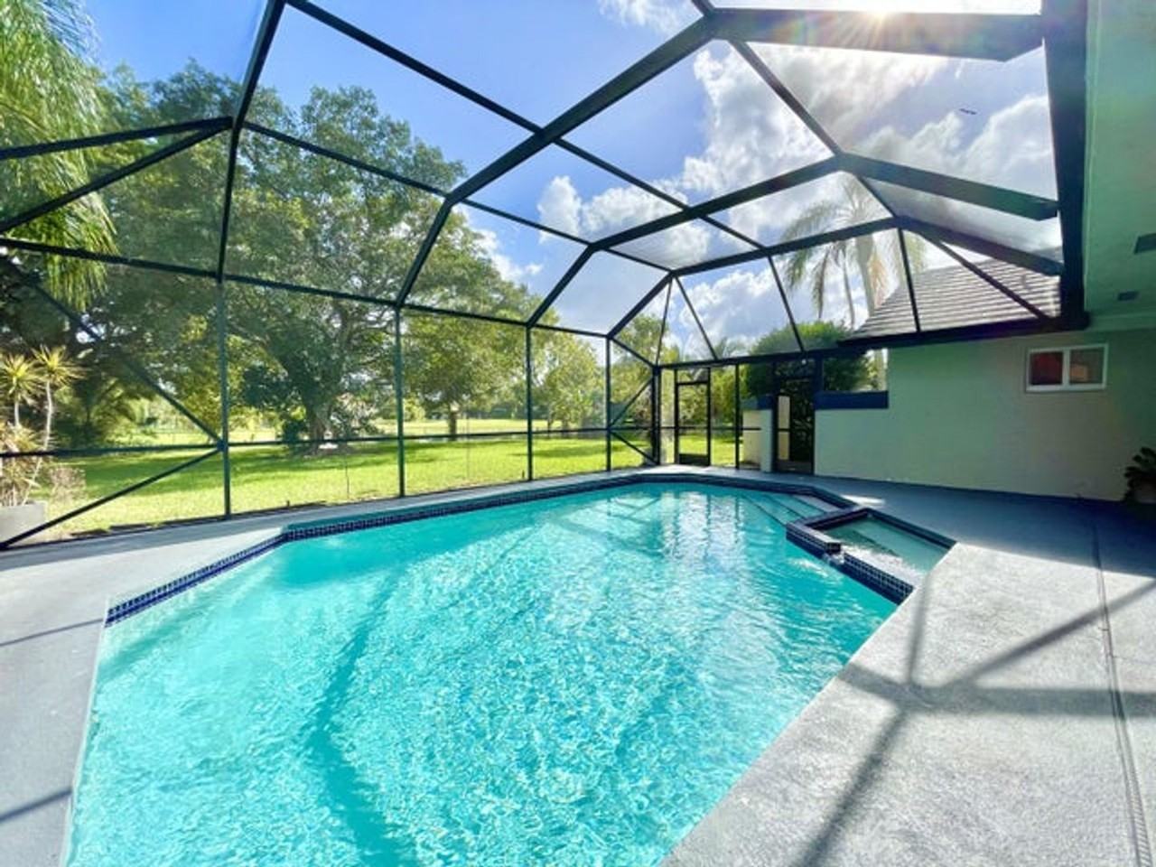 11933 Waterwood Dr - Photo 2 of 46