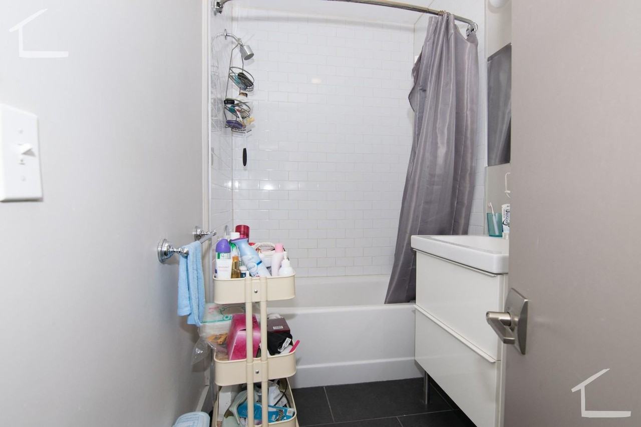 27 Greylock Rd - Photo 5 of 6