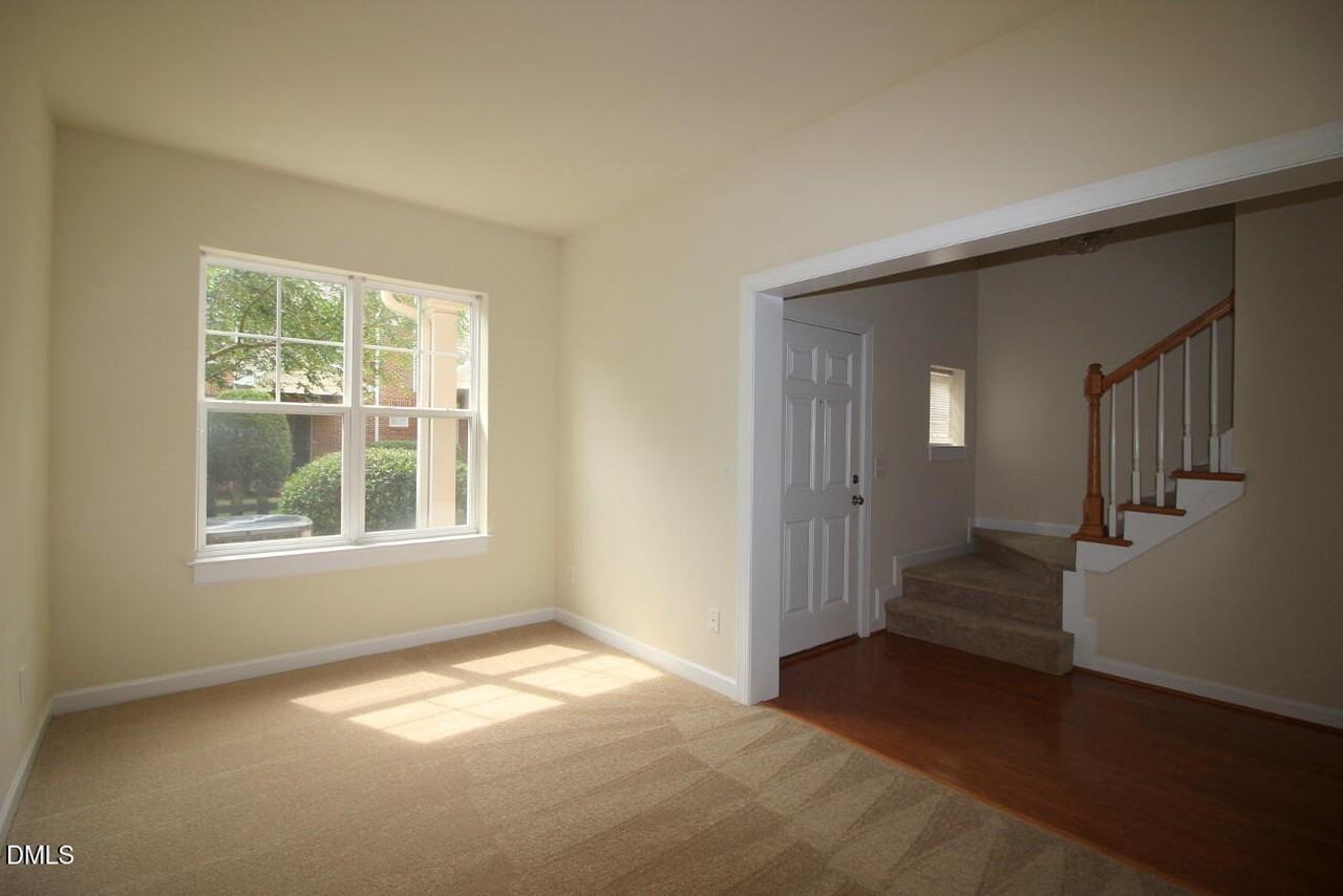 3705 Glenhaven Rd - Photo 2 of 21