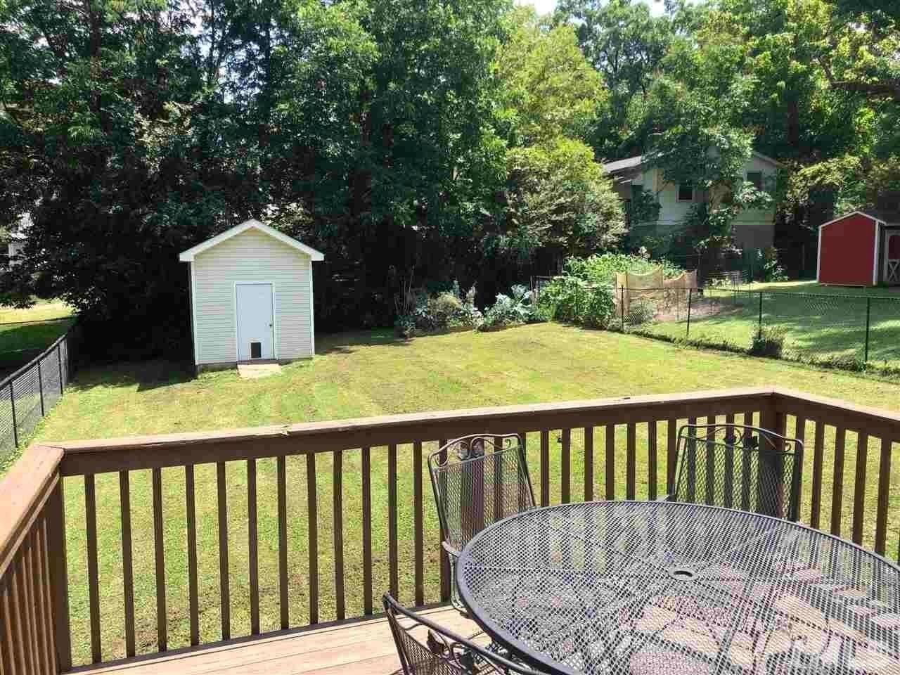 220 Marsh Ave - Photo 4 of 12