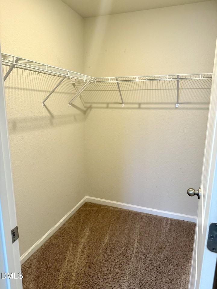 258 Yorktown Ln - Photo 6 of 10