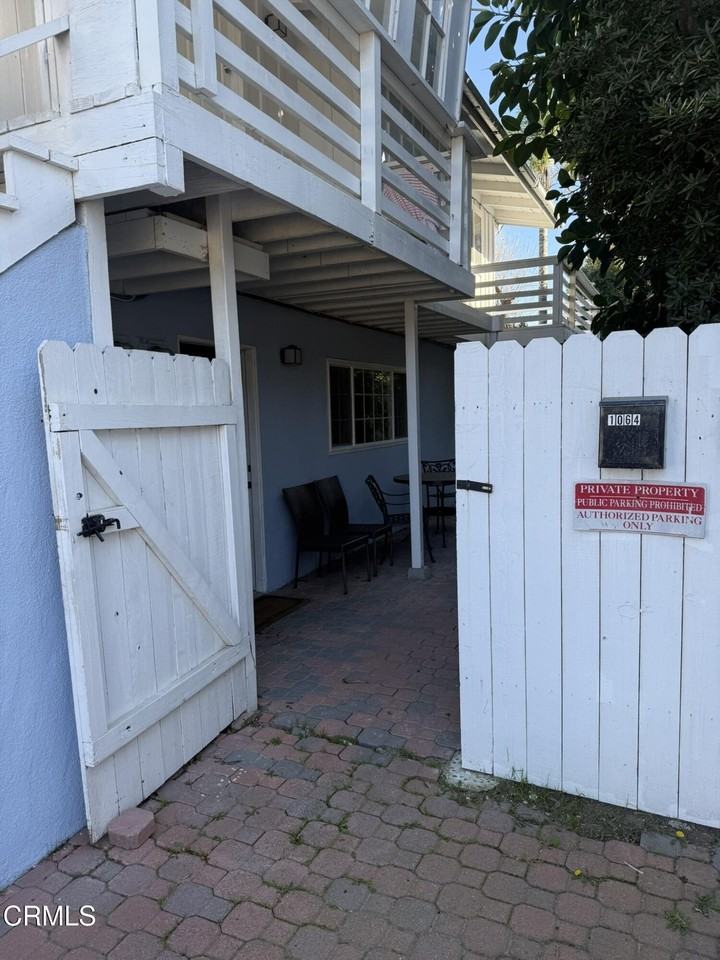 1064 Bangor Ln - Photo 3 of 13