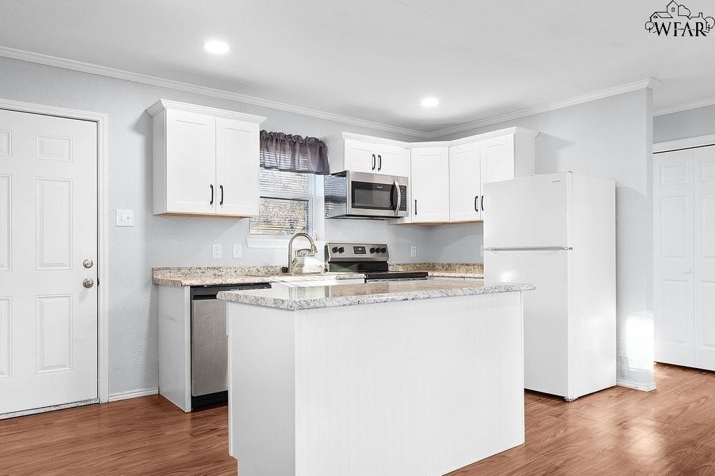 2950 Lavell Ave - Photo 7 of 26