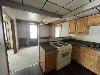 207 Sycamore St - Photo 2 of 8