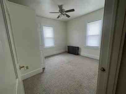 207 Sycamore St - Photo 6 of 8