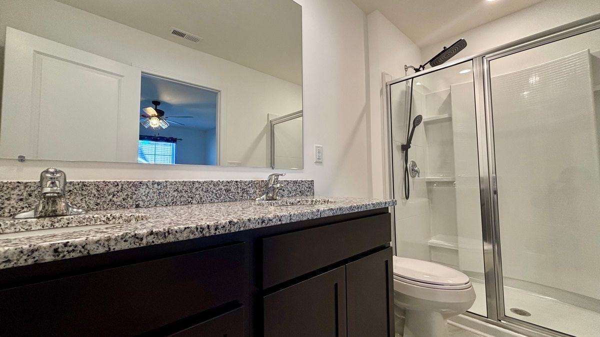 333 Emma Victoria Way - Photo 5 of 27