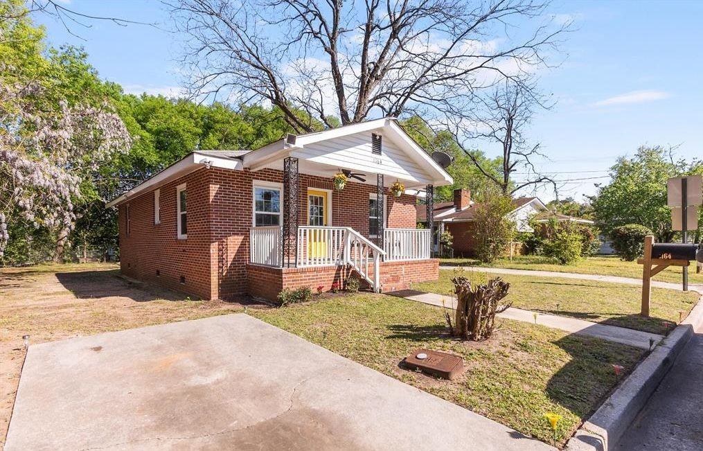 2164 Monroe Ave - Photo 2 of 24