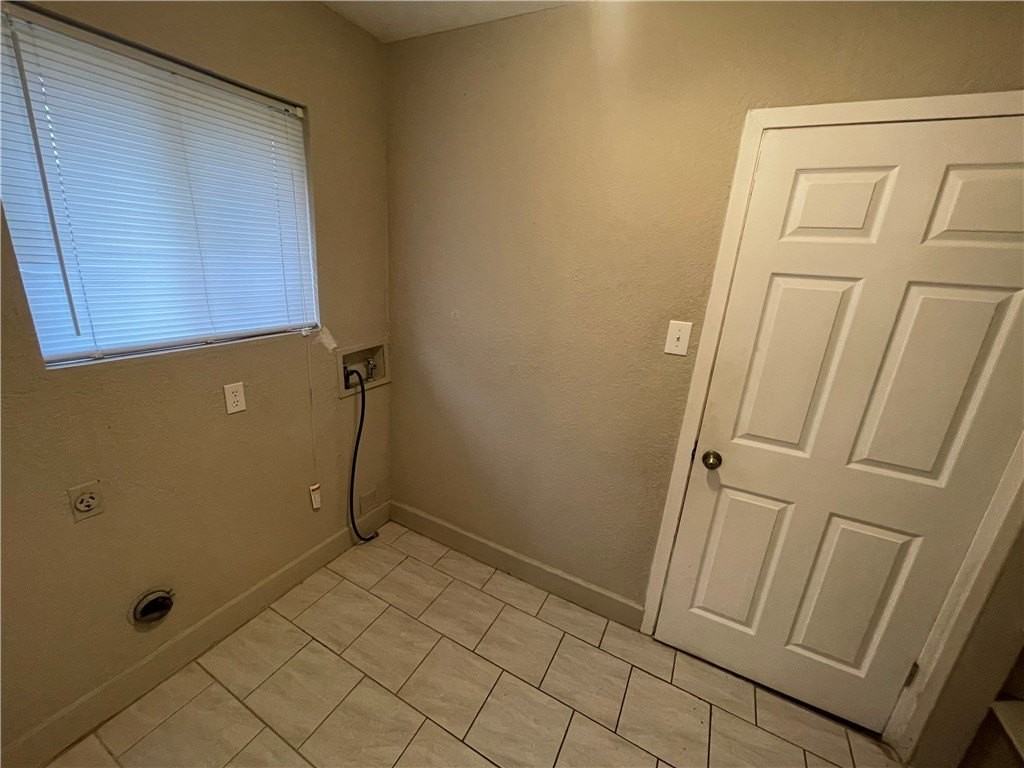 302 Timbertrail Cir - Photo 5 of 13