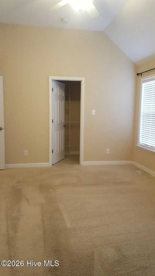 221 Wingspread Dr - Photo 3 of 12