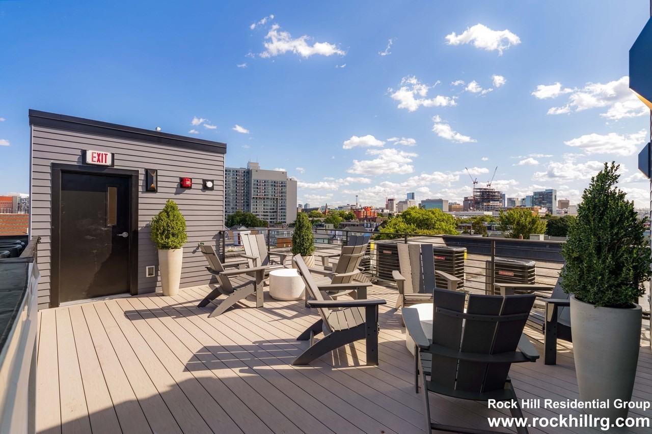 28 South St #404 - Photo 4 of 22