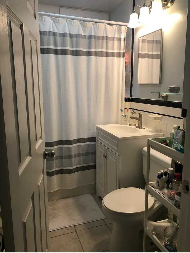 77 Lyman Ave #2 - Photo 4 of 6