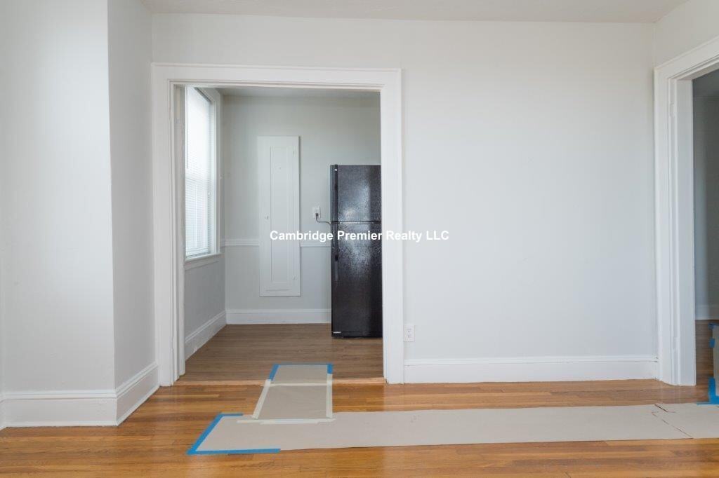 Highland Ave #17 - Photo 6 of 8