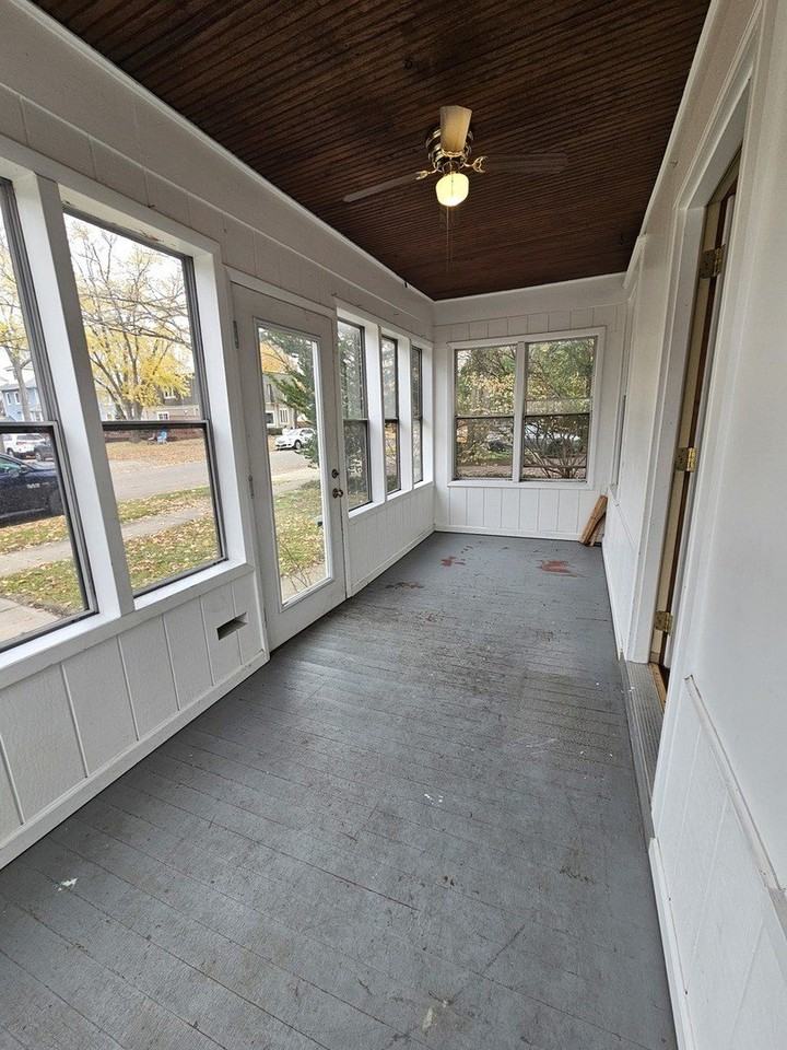 211 Edwards Ave Lowr 1 #1 - Photo 2 of 15