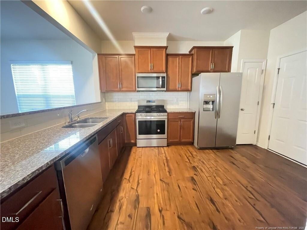 1023 Saffron Loop - Photo 2 of 17