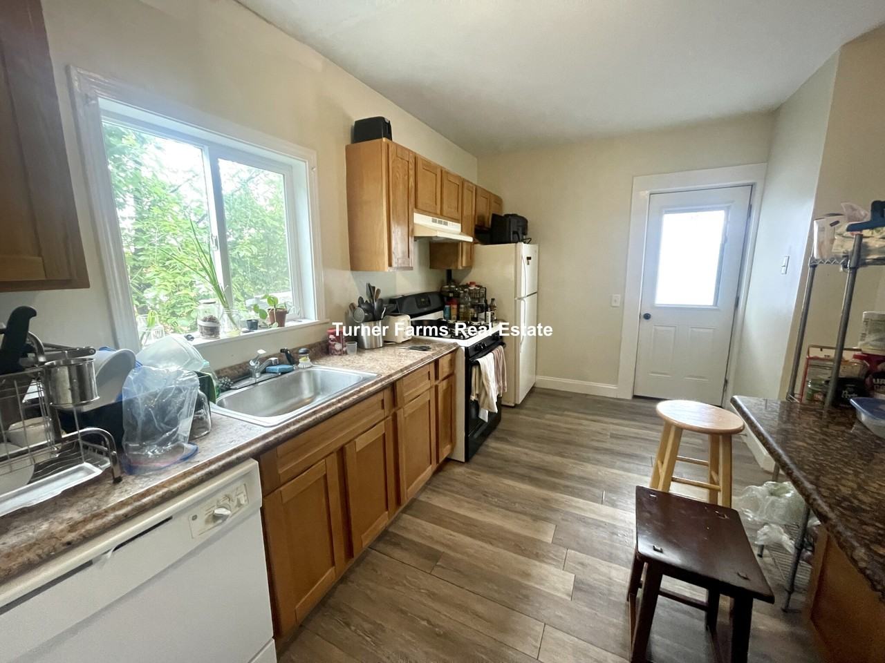 Winthrop St - Photo 2 of 35