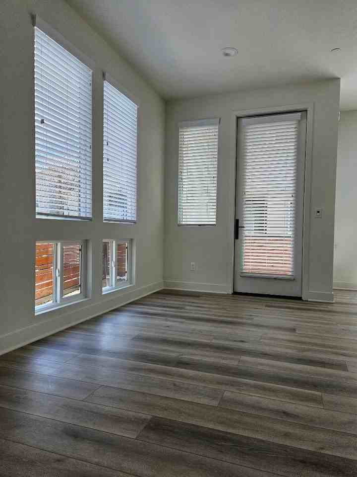 11102 Akarna Ct #NA - Photo 6 of 15